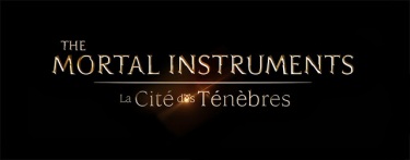 The-Mortal-Instruments-La-Cite-des-Tenebres-Affiche-Ban-France